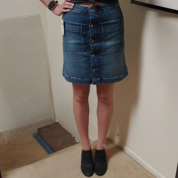 Lucky Brand Denim Skirt - Picture 1 of 6